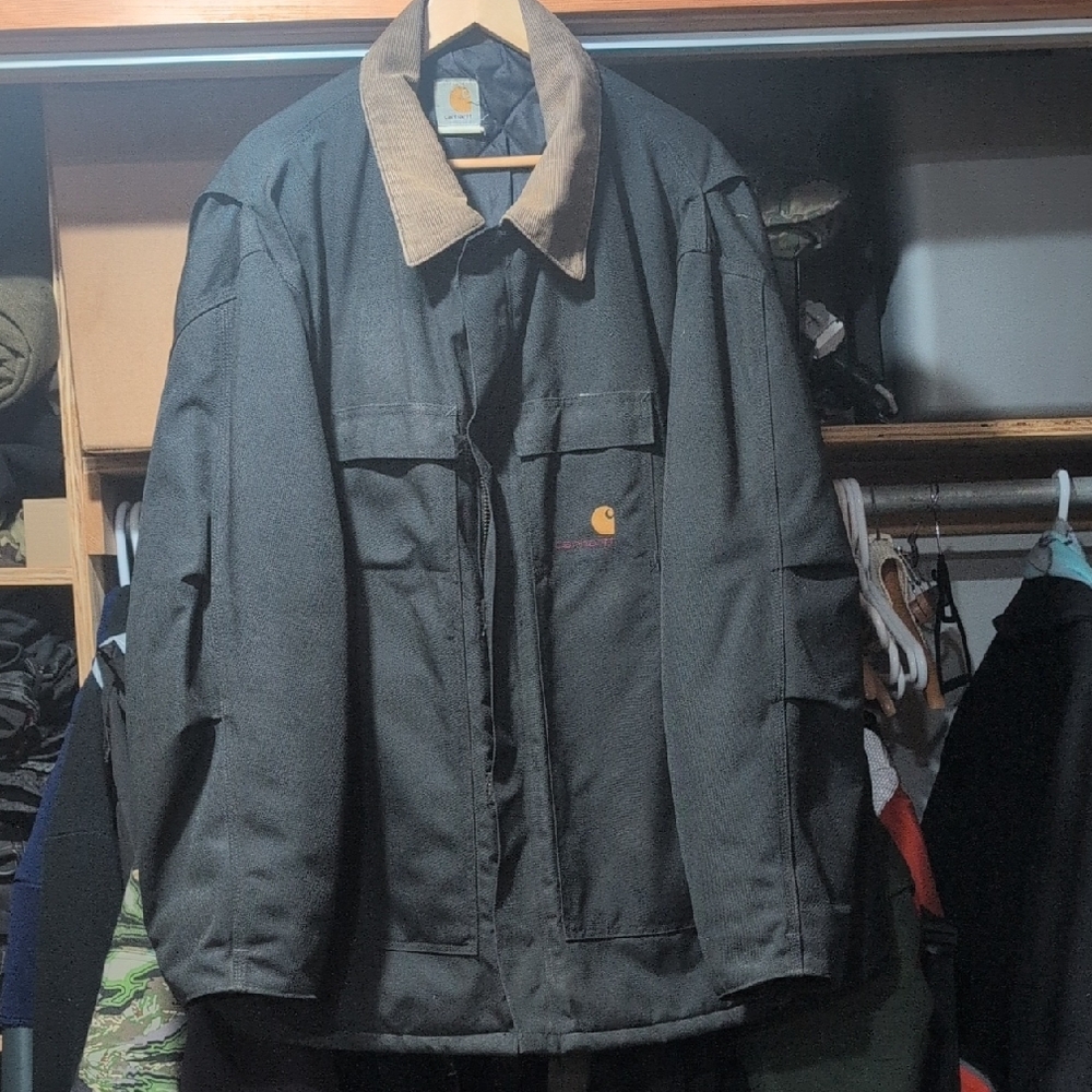 Carhartt Men's Dark Gray Jacket with Brown Collar